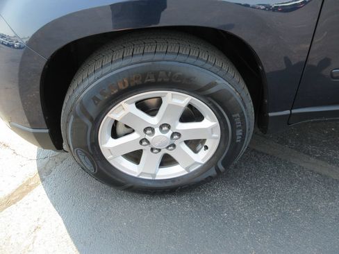 Used 2015 GMC Acadia SLE AWD/4WD image 14