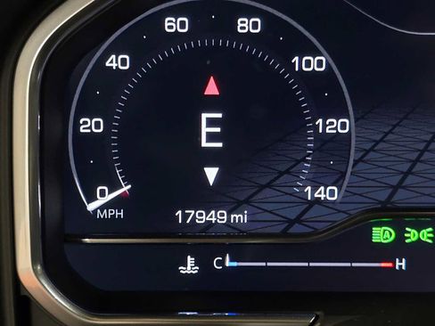 Used 2024 GMC Sierra 2500 Denali Ultimate image 27