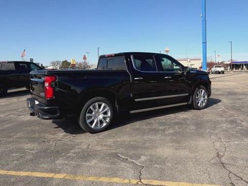 Used 2024 Chevrolet Silverado 1500 High Country w/ High Country Premium Package image 9