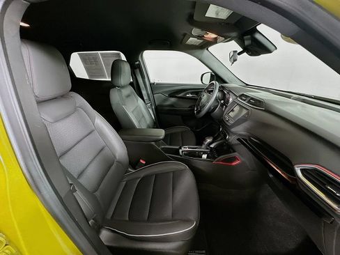 Used 2023 Chevrolet TrailBlazer RS AWD/4WD image 35