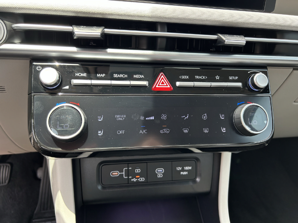 New 2026 Hyundai Tucson Limited FWD image 28