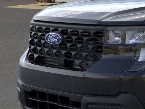 New 2025 Ford Maverick XL w/ Equipment Group 102A image 18