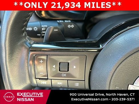 Certified 2024 Nissan Pathfinder SL w/ Cargo Package image 11