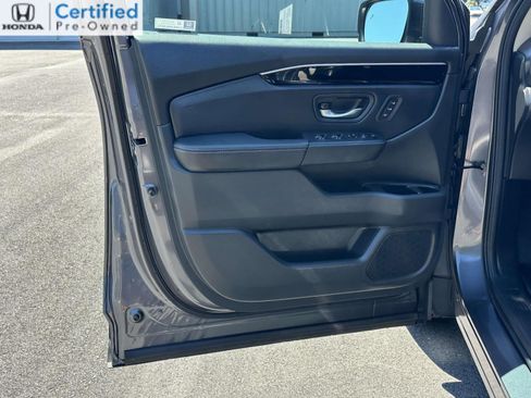 Certified 2025 Honda Pilot EX-L image 5