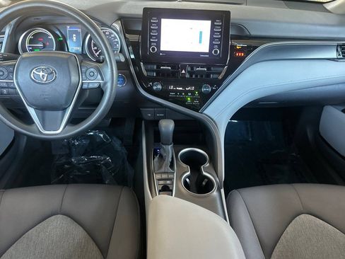 Certified 2022 Toyota Camry LE FWD image 16