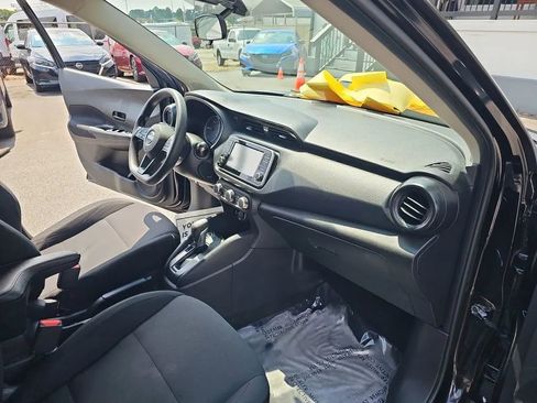 Used 2023 Nissan Kicks S image 15