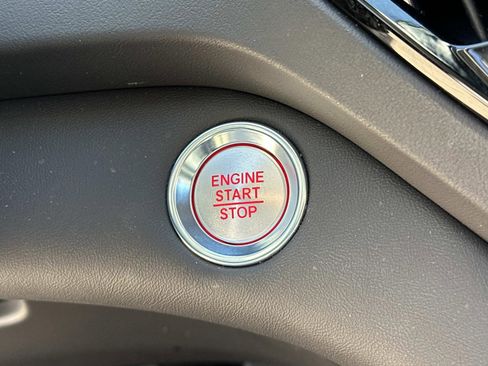 Certified 2025 Acura RDX SH-AWD w/ Advance Package image 22