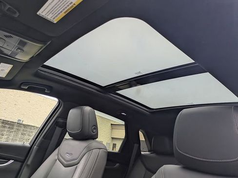Certified 2023 Cadillac XT5 Premium Luxury w/ LPO, Floor Liner Package AWD/4WD image 19