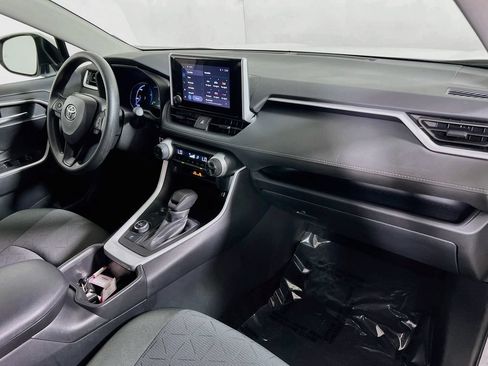Certified 2025 Toyota RAV4 XLE AWD/4WD image 25