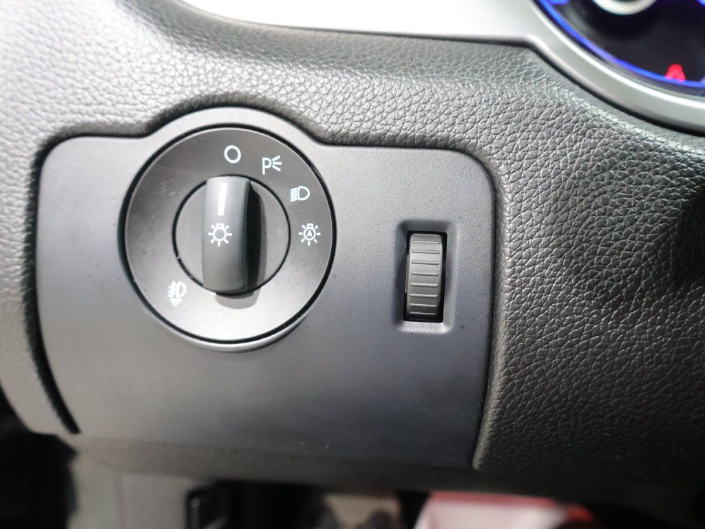 Used 2013 Ford Mustang Premium RWD image 24
