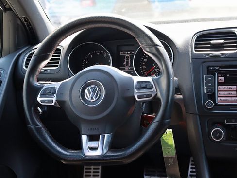 Used 2010 Volkswagen GTI 4-Door image 19