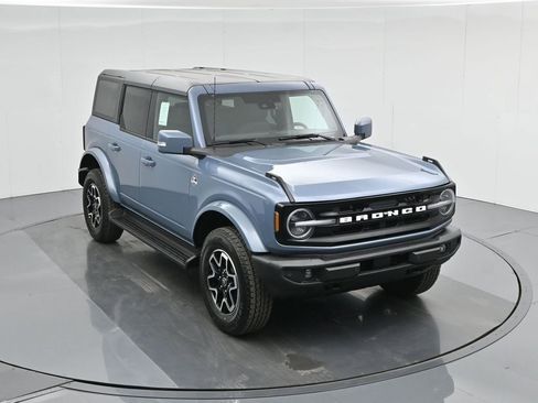 New 2025 Ford Bronco Outer Banks image 43