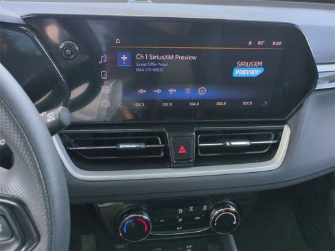 Used 2024 Chevrolet TrailBlazer LT w/ Driver Confidence Package image 13