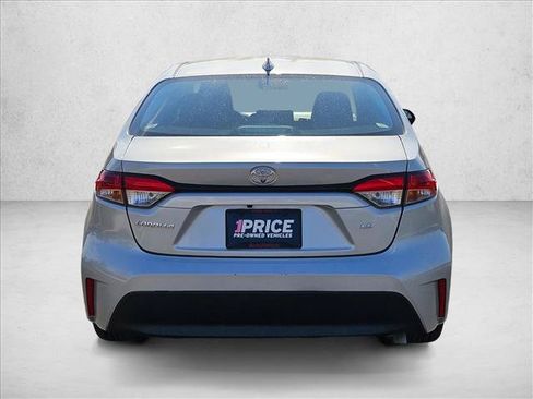 Used 2023 Toyota Corolla LE FWD image 7