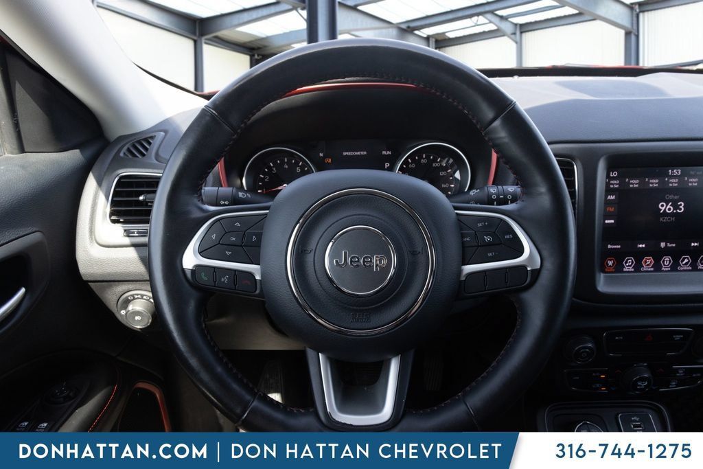 Used 2018 Jeep Compass Trailhawk w/ Cold Weather Group AWD/4WD image 6
