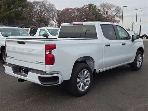 New 2026 Chevrolet Silverado 1500 Custom image 3