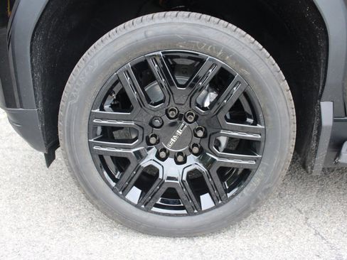 New 2026 GMC Sierra EV Elevation w/ LPO, Elevation Dark Package image 35