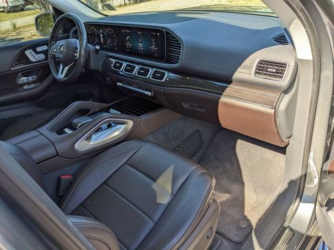 Used 2020 Mercedes-Benz GLS 450 4MATIC image 15