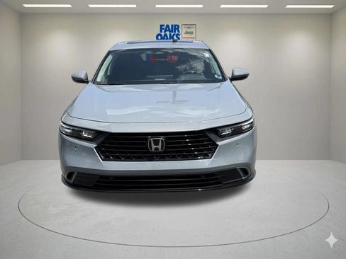Used 2023 Honda Accord EX-L image 2