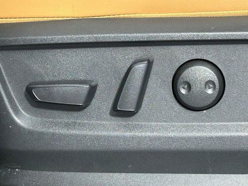 Used 2025 Nissan Armada SL w/ Captain's Chari Seat Package AWD/4WD image 34