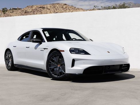 New 2026 Porsche Taycan GTS AWD/4WD image 9