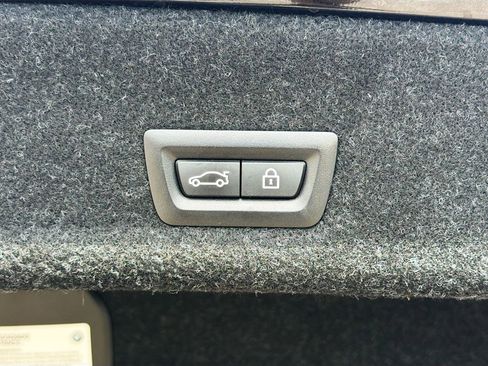 Used 2020 BMW 330i xDrive 330i xDrive w/ Premium Package image 15