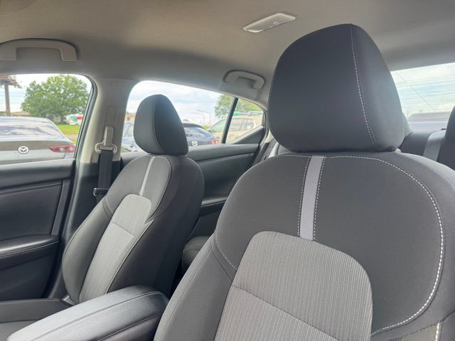 Used 2025 Nissan Sentra SV FWD image 11