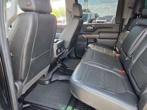 Certified 2022 GMC Sierra 2500 Denali w/ Denali Black Diamond Edition image 12