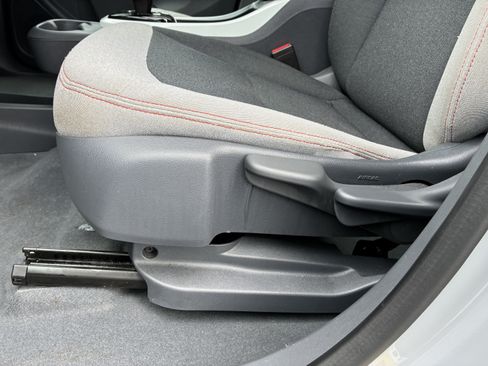 Used 2020 Chevrolet Bolt LT FWD image 24