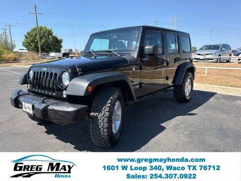 Used 2018 Jeep Wrangler Unlimited Sport w/ Connectivity Group AWD/4WD image 8