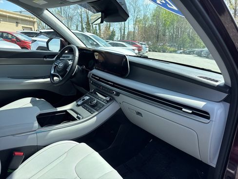 Used 2024 Hyundai Palisade SEL w/ Premium Package image 52