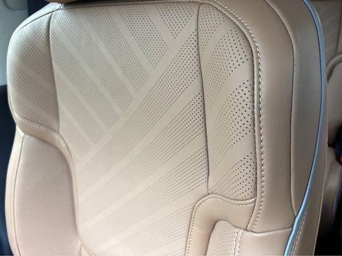 New 2026 INFINITI QX80 Luxe w/ Cargo Package image 5