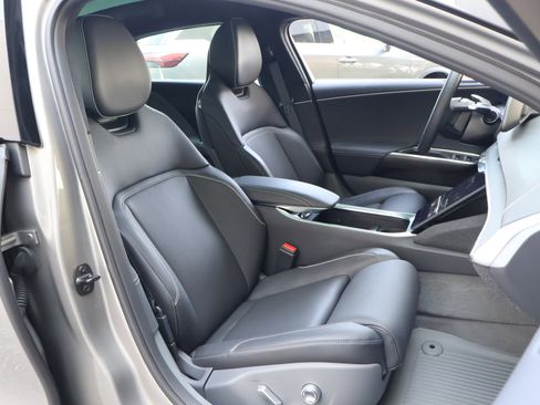 Used 2026 Lucid Air Touring image 21