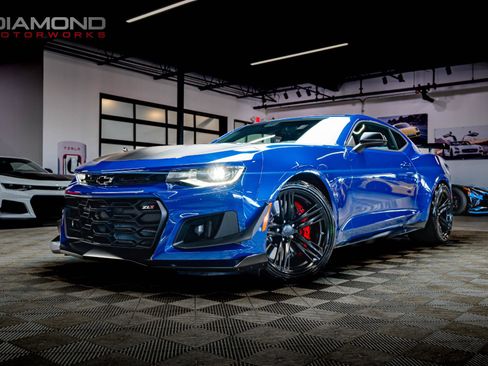 Used 2023 Chevrolet Camaro ZL1 image 1