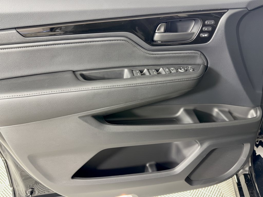 New 2027 Honda Odyssey Touring image 14