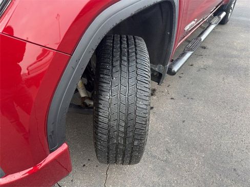 Used 2021 GMC Sierra 1500 AT4 w/ AT4 Preferred Package image 26