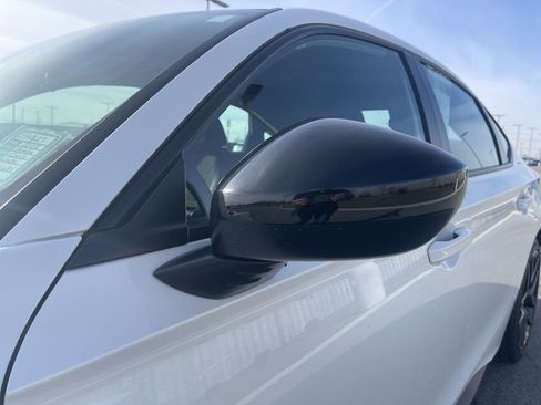 Used 2022 Honda Civic Sport image 3