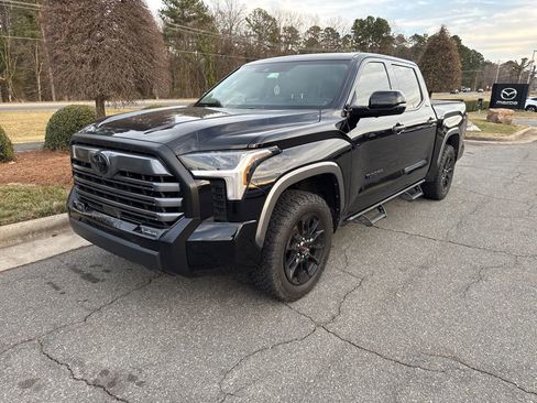 Used 2023 Toyota Tundra Limited image 6