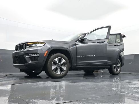 Used 2022 Jeep Grand Cherokee Limited 4xe AWD/4WD image 36
