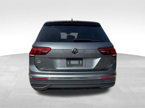 Used 2022 Volkswagen Tiguan SE image 5