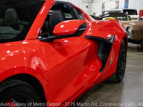 Used 2023 Chevrolet Corvette Z06 w/ Z07 Performance Package RWD image 22