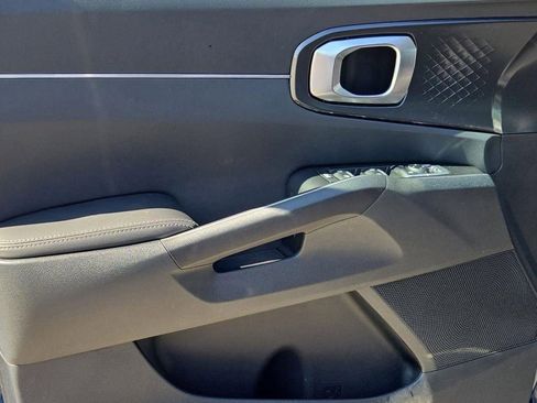 New 2026 Kia Sorento S w/ S Panoramic Sunroof Package FWD image 15