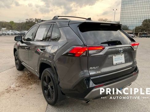 Used 2021 Toyota RAV4 XSE image 6