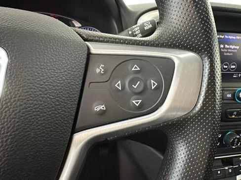 Used 2024 GMC Terrain SLE w/ Driver Convenience Package AWD/4WD image 16