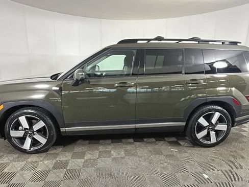 Used 2025 Hyundai Santa Fe Limited AWD/4WD image 5
