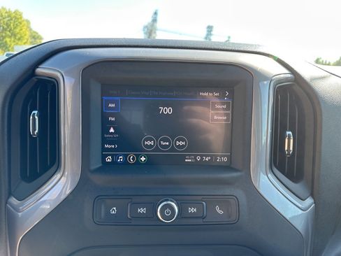 Used 2024 Chevrolet Silverado 2500 Custom w/ Custom Value Package image 12