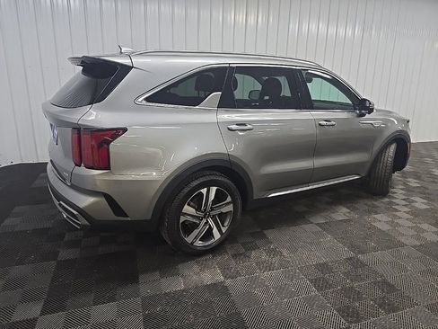 Used 2024 Kia Sorento SX Prestige AWD/4WD image 3