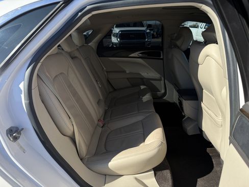 Used 2017 Lincoln MKZ Select w/ Climate Package image 33