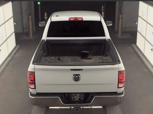 Used 2018 RAM 1500 ST w/ SXT Appearance Group RWD image 4