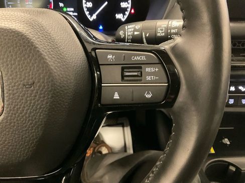 Used 2025 Honda HR-V EX-L image 24